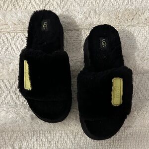 UGG Black Fluffy Slippers